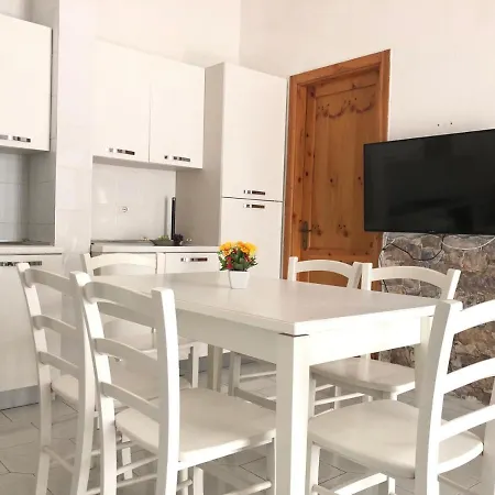 بيت للعطل Baia Verde Beach *