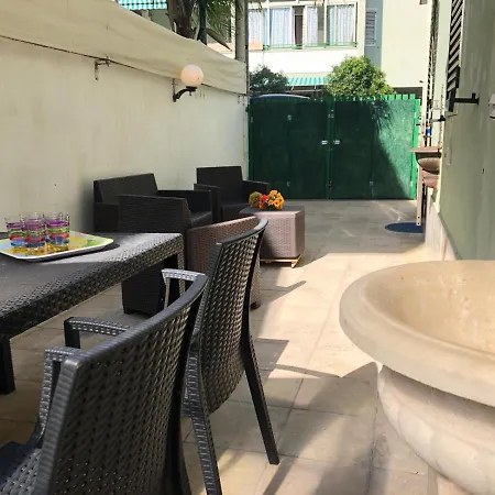 بيت للعطل Baia Verde Beach غالّيبولي